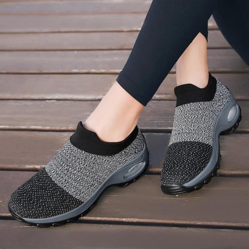 Komfortable slip-on sko med dempet såle – enkel å ta på