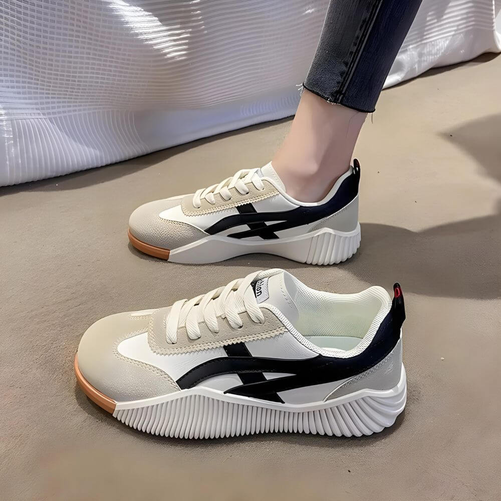 Komfortable sneakers med fleksibel passform og støttende såle