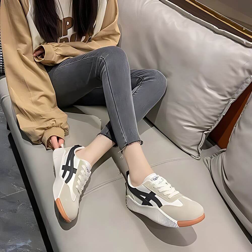 Komfortable sneakers med fleksibel passform og støttende såle